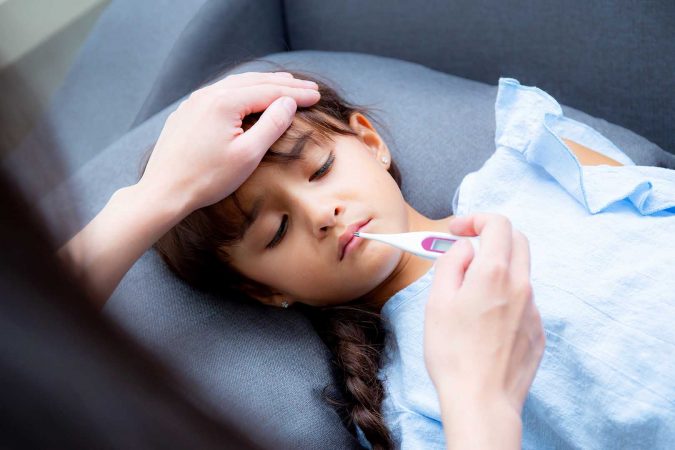 cara mengatasi demam pada anak