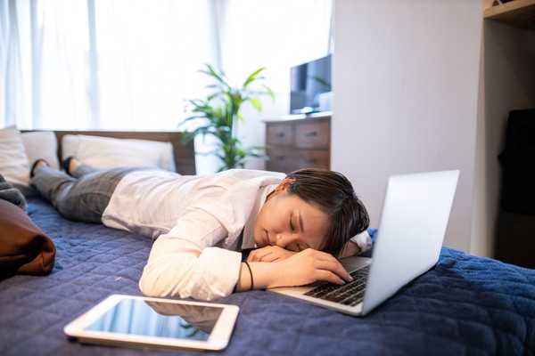 cara menjaga kesehatan mental di tengah tekanan aktivitas harian